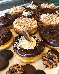 Girl Scout Cookie Donuts From Scream N Nuts In Alpharetta Ga In 2020 Atlanta Desserts Atlanta Eats Eat