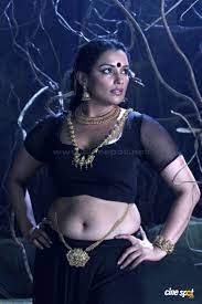 Mallu b-grade actress Swetha Menon hot navel show | Swetha menon, Hot  actresses, Shweta menon