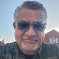 Mario Padron's Instagram, Twitter & Facebook