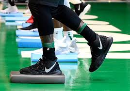 The kyrie 7 is made to meet the demands of irving's spontaneous playing style. Kyrie Irving Ebay Nike Air Force White 07 Us 7 Women Boots Free First Look Nike Air Max Modern Essential Black And Blue Shoes