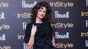 She is known for her work on isteni müszak (2013), nyitva (2018) and jumurdzsák gyürüje. Jordan Adel Hirek Cikkek A Velveten