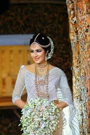 Pin On Kandyan Brides