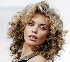 20 Easily Duplicated Hairstyles For Medium Length Curly Hair Curly Hair Styles Medium Curly Hair Styles Curly Hair Pictures