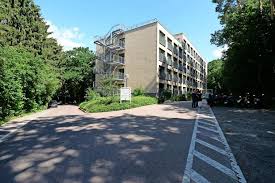 Klinik in potsdam 52 aktuelle adressen mit bewertungen und öffnungszeiten jetzt bei lokalwissen anzeigen! Stellplatznot Macht Erfinderisch In Neu Fahrland Schwungvoller Parkplatzhandel Maz Markische Allgemeine