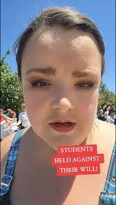 Deanna Dobson's Instagram, Twitter & Facebook