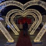 Outdoor Waterproof IP65 3D LED Christmas Decorations Festival Wedding Park  Garden Decorative Ornaments Street Heart Arch Tunnel Motif Lights