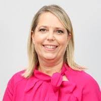 Gena Richter's Instagram, Twitter & Facebook