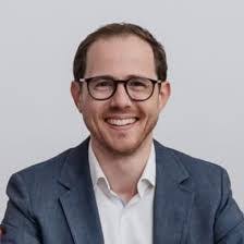 Laura Bouley's Instagram, Twitter & Facebook