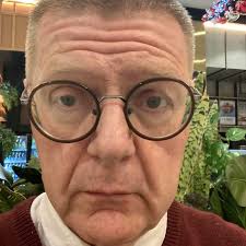 Console prices for Xbox at launch & 4.5 years later.