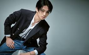 unleashthegeek on X: Iwase Yoji for Ginger Web. t.coX01Wqgai8r   X