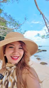 You are your own sunshine. Keep smiling. Keep shining. ☀️😘