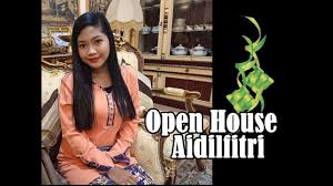 Nur amira syahira is the wonder kid from malaysia who has rocked the music world at a young age. Nur Amira Syahira Behind The Scene Open House Aidilfitri At Alor Star Kedah Download Mp3 Convert Music Video Zone Streaming