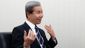 杉浦広一 スギホールディングス会長 （週刊エコノミスト）── スギ薬局の特徴は。杉浦 42年前、26歳で創業したときの「地域の医療に関わる」という強い理念に基づき、どう貢献するかを重… ã‚¹ã‚®è–¬å±€ ç‹™ã†ã¯æ—¥æœ¬ä¸€ã® ã‹ã‹ã‚Šã¤ã'è–¬å±€ å°‚é–€åº— ãƒ–ãƒ©ãƒ³ãƒ‰ æ¶ˆè²»è²¡ æ±æ´‹çµŒæ¸ˆã‚ªãƒ³ãƒ©ã‚¤ãƒ³ çµŒæ¸ˆãƒ‹ãƒ¥ãƒ¼ã‚¹ã®æ–°åŸºæº–