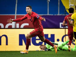 Seleção seleção portugal portugal cristiano ronaldo. Cristiano Ronaldo 101 Gols Olho Aberto Com A Otima Selecao De Portugal 08 09 2020 Uol Esporte