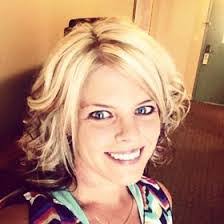 Dana Gumm's Instagram, Twitter & Facebook