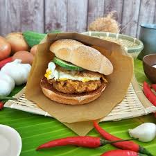 At least, the presentation of this burger is wayy better than mcd's one. It S Mir Mira Blog Burger Nasi Lemak Mcd