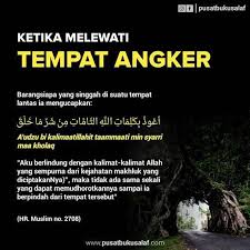 Kalimat ini memiliki dua klausa yang sifatnya sederajat yang digabungkan melalui konjungsi. Aidil Bakar Tempat Angker Jangan Takut Baca Doa Ni Dan Yakin Facebook