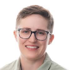 Amber Lessard's Instagram, Twitter & Facebook