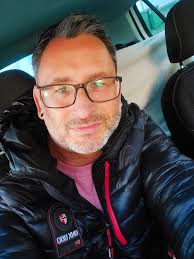 Hallo, bin Sandra 54 aus Limburg Danke für die Aufnahme ❤️🤗