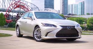 The 2019 Lexus Es In Two New Colors Moonbeam Beige Metallic