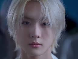 He really look Ethereal😌🙂‍↕️