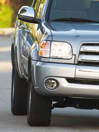 But i do wish toyota had manufactured them that way. Amazon Com Winjet Wj30 0076 09 Clear Lens Fog Light Kit Toyota Sequoia Tundra Wiring Kit Included Automotive