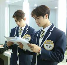 He trained for only 7 months and was the last member to join the group. Pin By Kdramas S Lover On Got7 Got7 Jackson Got7 Jackson Wang