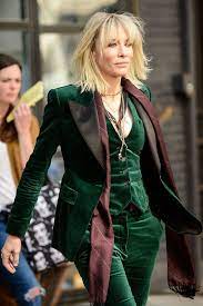 Rihanna, sandra bullock & cate blanchett shoot new 'ocean's eight' scenes in nyc: A List Of All The Suits Cate Blanchett Has Worn On The Ocean S 8 Press Tour For Science Suits For Women Fashion Suit Fashion