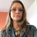 Carrie Dubinsky's Instagram, Twitter & Facebook