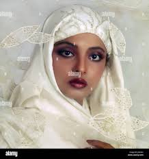 Portrait indian film actress rekha hi-res stock photography and images -  Alamy