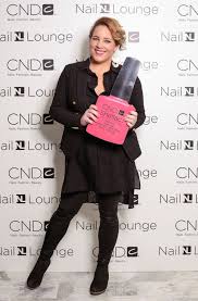 Több ízben is beszámoltunk már tóth vera csodás fogyásáról. Interju Toth Vera Enekesnovel Szepsegapolasi Praktikairol Es Csodalatos Atalakulasarol Frizura Szepsegfrizura Szepseg