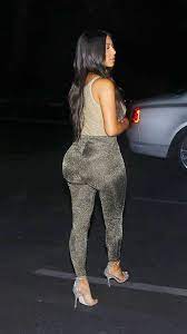 Despite the major wardrobe malfunction. Kim Kardashian Cameltoe Kim Kardashian Phenomenal Star