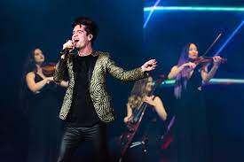 At the disco brings theatrical flair to forum. Panic At The Disco Wrap Pray For The Wicked European Tour Setlist Fm