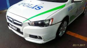 Check spelling or type a new query. Langgar Kereta Peronda Polis Untuk Larikan Diri Tiga Lelaki Ditahan