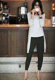 Just A Pretty Style Latest Fashion Trends Casual Look White Shirt Comfy Pants Super Lo Office Casual Outfit Casual Office Attire Business Casual Outfits