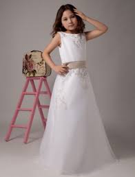 Das erste fest ist für die meisten kinder beliebte hersteller festlicher kinderkleider für hochzeit/einschulung etc. Brautjungfernkleider Fur Kinder Kinder Brautjungfernkleider Zum Discountpreis Milanoo Com