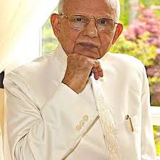 The most accurate translation of invoice, bijak in english to urdu dictionary with definition synonyms and antonyms words. Jagessar Das M D On Twitter The Complete Bijak Of Kabir Guru Kabir S Mystical Teachings On God Realization In English Just Published By New Https T Co Kgas6jn8h9