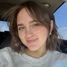 chloe grimm (chloella04)