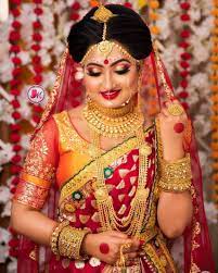 As for the bengali bride, her traditional attire is one of the most. Bengali Bridal Makeover Makeup By Mayuri Mua At Mayuri S Professional Bridal Makeup Artist Studio Bridal Makeover Bengali Bridal Bengali Bridal Makeup