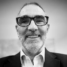 Diamond Milton's Instagram, Twitter & Facebook