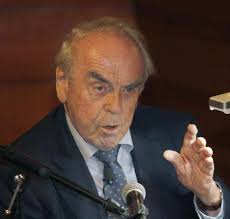 F O R A L U M N I A N D F R I E N D S O F F L O R I D A S O U T H E R N C O  L L E G E VOLUME 63 • ISSUE 2 • FALL 2018