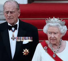 A rainha elizabeth ii (isabel ii) é a monarca com o mais longo reinado na história da inglaterra. Alerta Em Buckingham Marido Da Rainha Isabel Ii Internado De Urgencia Mundo Flash