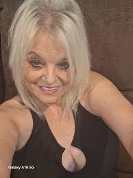 Raspberry watermelon lemonade chiller at 7brew