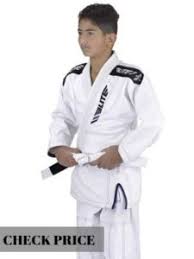 Best Jiu Jitsu Gi Review 2019 Buyers Guide And Top Pick