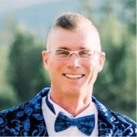 300+ profilů „Sloniker“