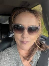 Seeking models for free haircuts in exchange for social media posts