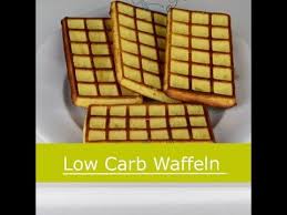 Low Carb Waffeln In Der Silikon Waffelform Von Tupperware Youtube Low Carb Waffeln Waffeln Tupperware