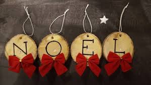 Blue moon rising ep, out now! Decoration De Noel En Rondin De Bois Christmas Ornaments Wood Crafts Christmas