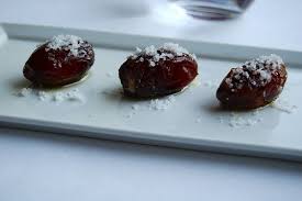 Komi Washington Dc Mascarpone Filled Dates Topped With Coarse Salt And Served Hot Perfection Food Eat Savoury Food