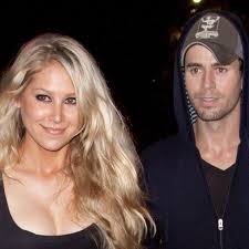 Enrique iglesias is known as pop music's most influential singer/songwriters of our time with the highest success in english/spanish crossover. Anna Kournikova Und Enrique Iglesias Zeigen Ihre Zwillinge Stern De